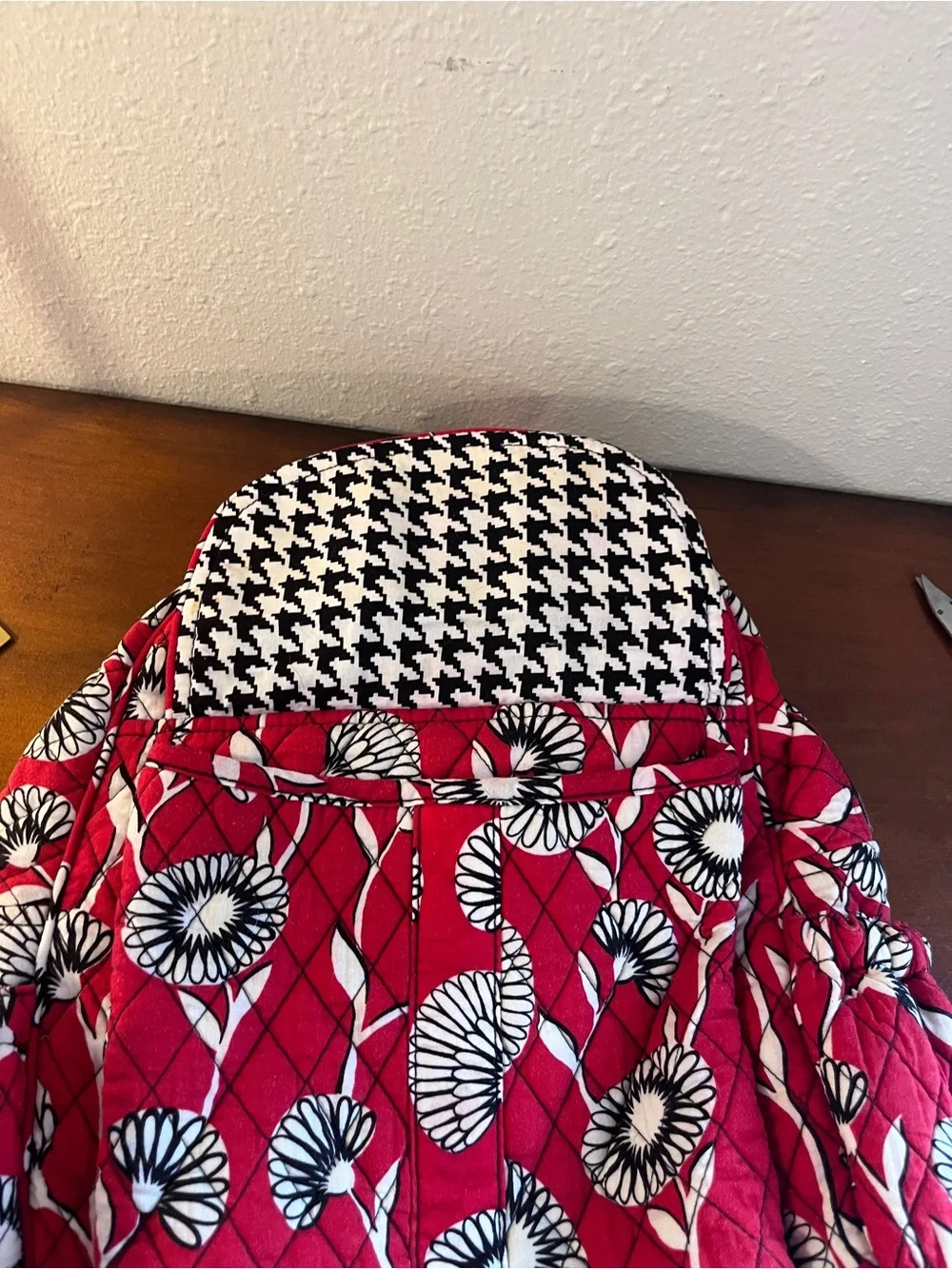 Vera Bradley small backpack in deco daisy